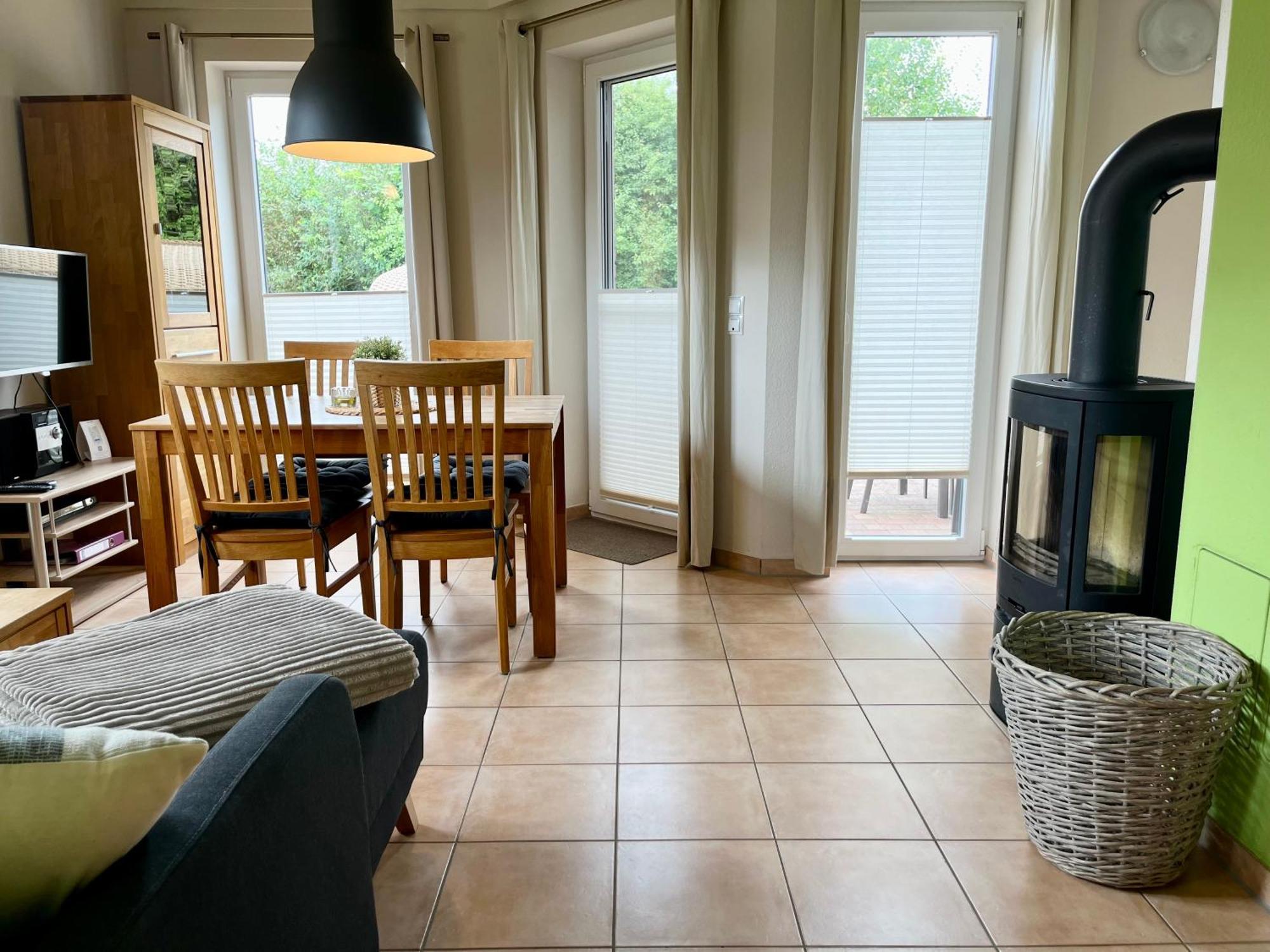Feriendorf Suedstrand Haus 33 เพลเซอร์ฮาเคิน ภายนอก รูปภาพ